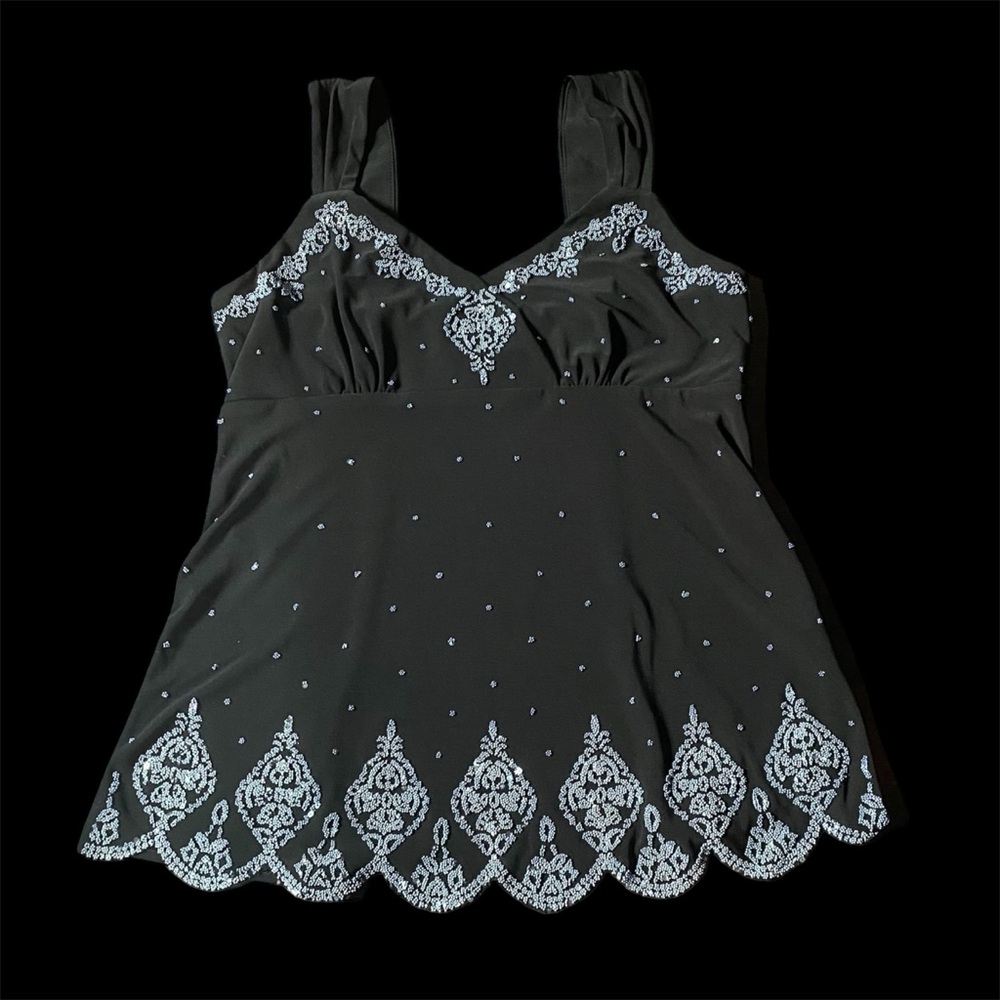 Black Sleeveless Top